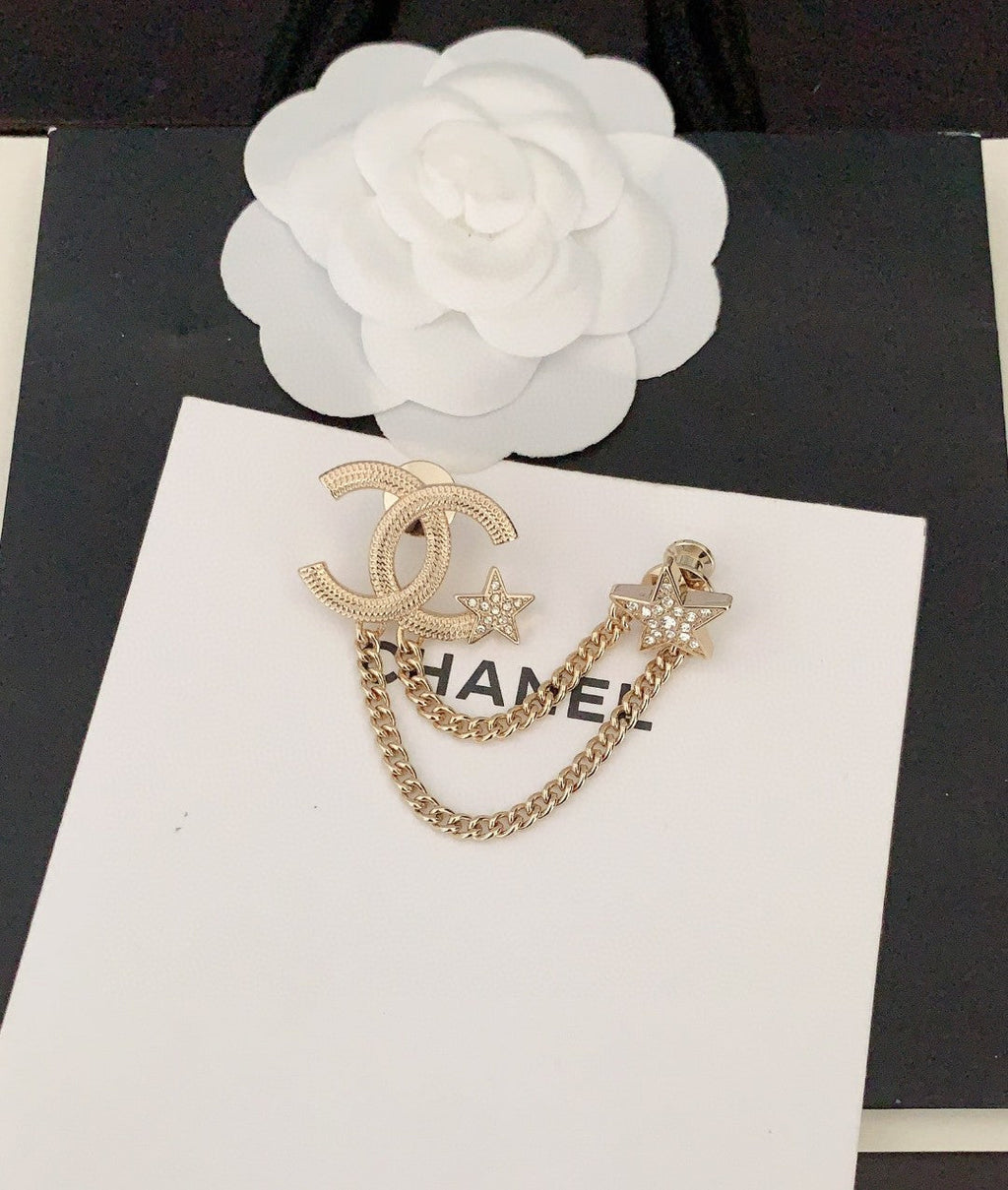 18K CC Heart Star Chain Brooch