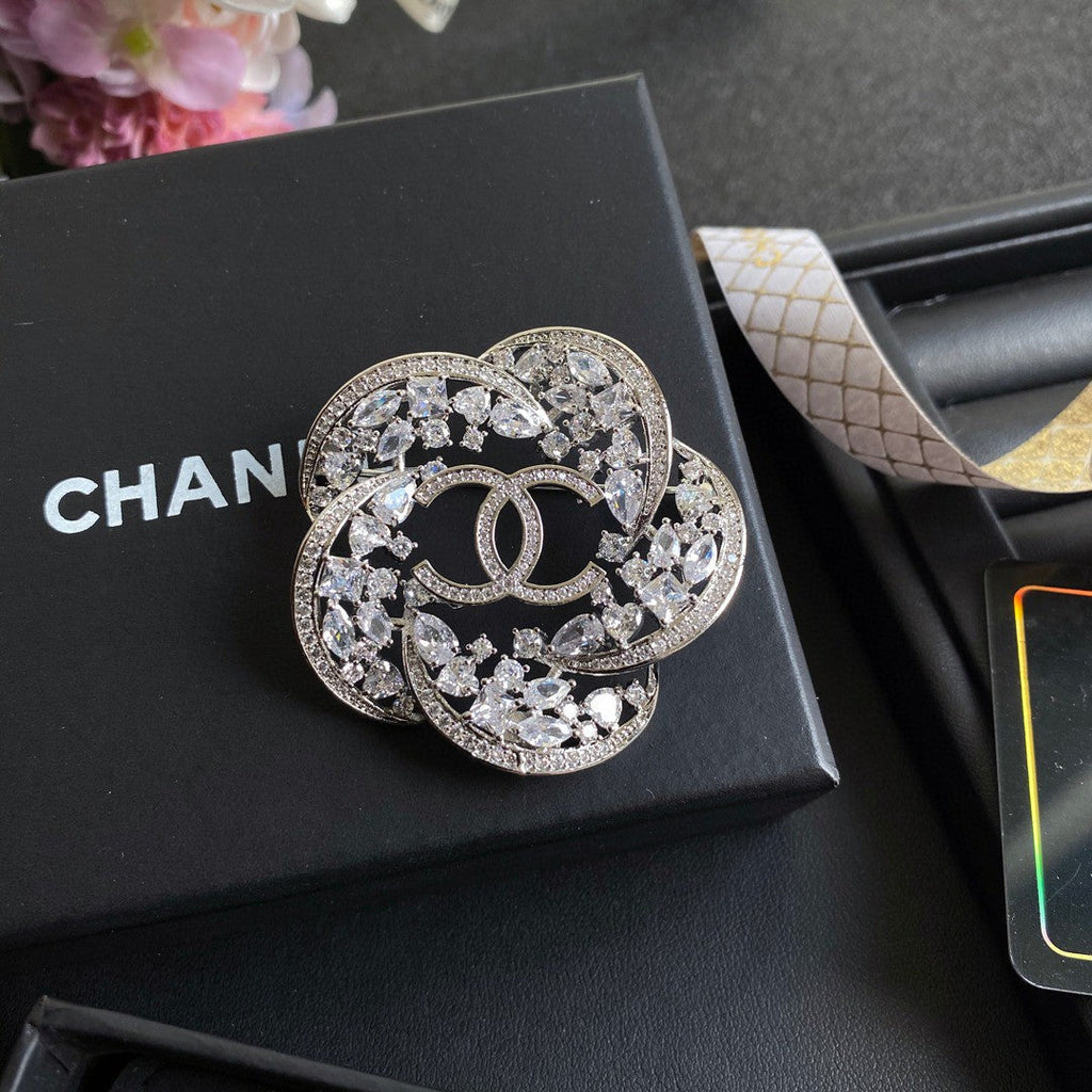 18K CC Camellia Diamond Brooch